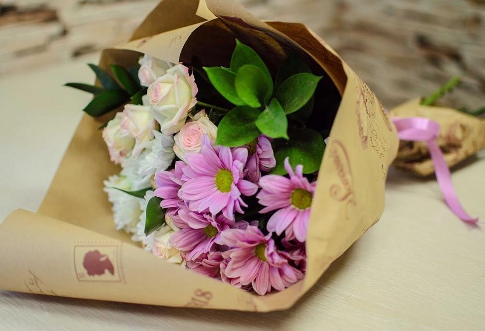 Букет цветов из: Розы и Хризантемы в Ольге