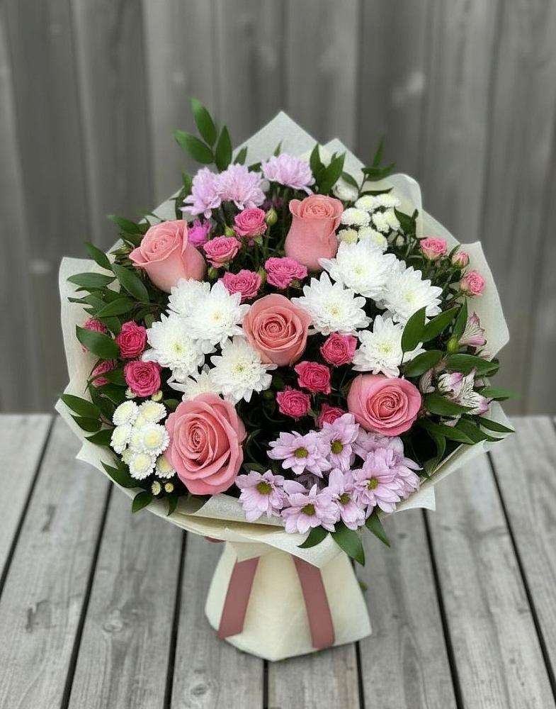 Букет цветов из: Альстромерии, Гвоздики, Розы и Хризантемы в Ольге