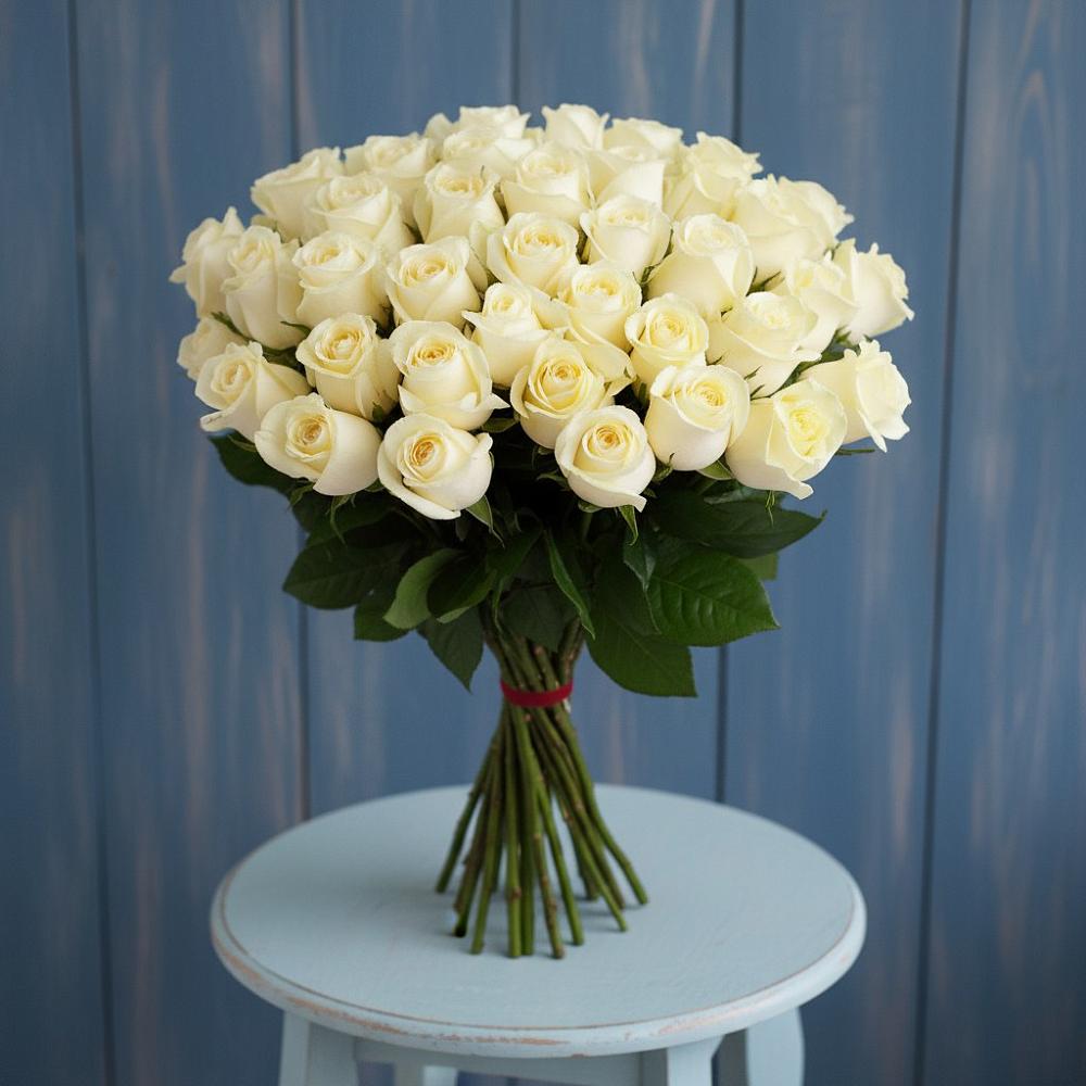 Букет 51 Белая роза Эдлесс Лав в Ольге