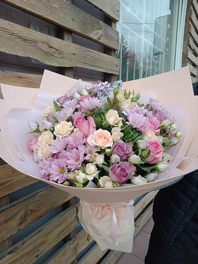 Букет цветов из: Розы и Хризантемы в Ольге