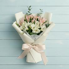 Букет цветов из:  Альстромерии в Ольге