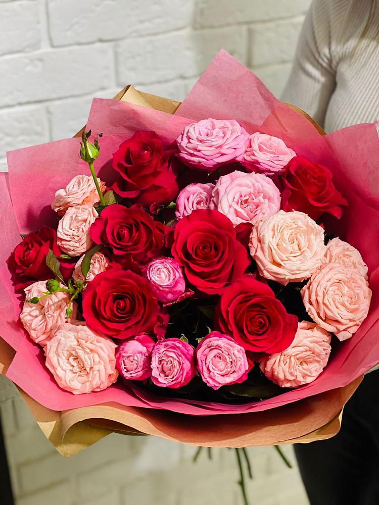 Букет цветов из: Розы в Ольге