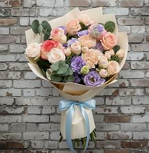 Букет цветов из:  Розы, Лизиантусы и Гвоздики в Ольге