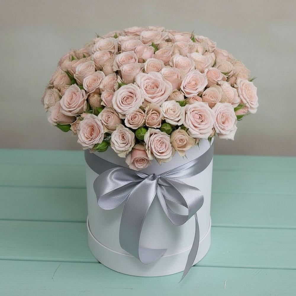 Цветочная композиция из Розы в шляпной коробке в Ольге